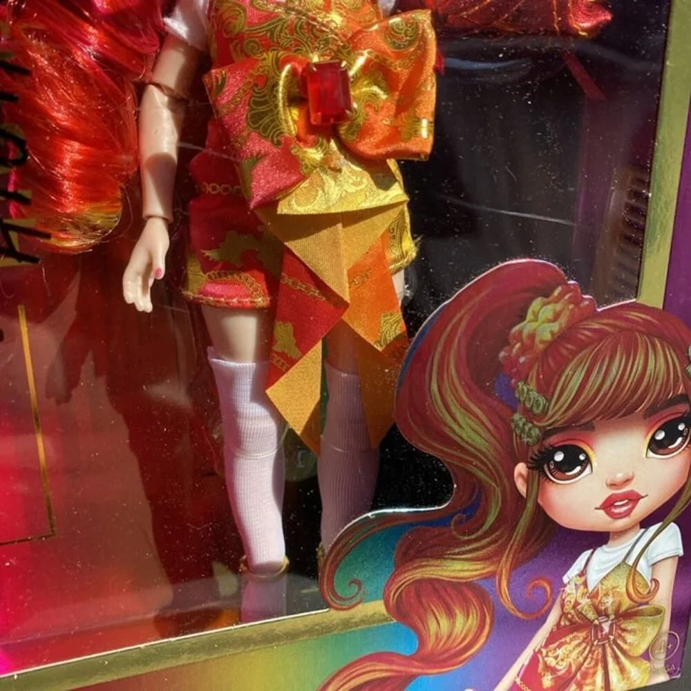 Rainbow High Junior High Laurel Devious Fashion‎ Doll New with box